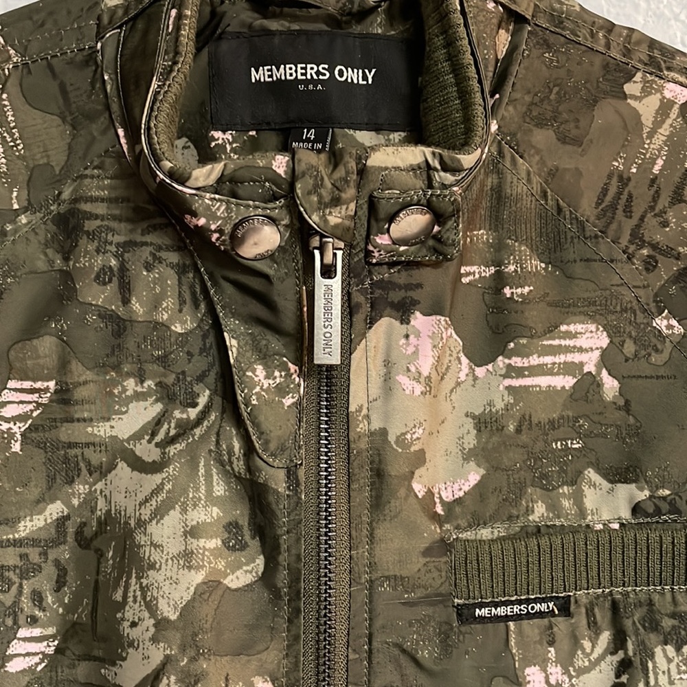 Jacket - Picture 7 of 7
